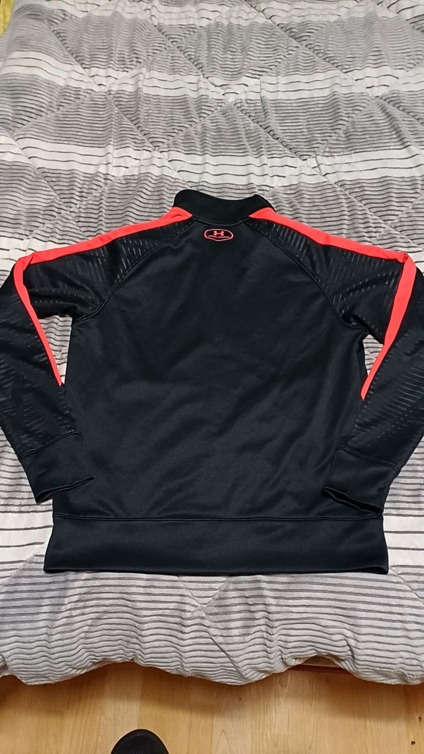 언더아머 저지 100 가슴54 기장67 상품이미지5