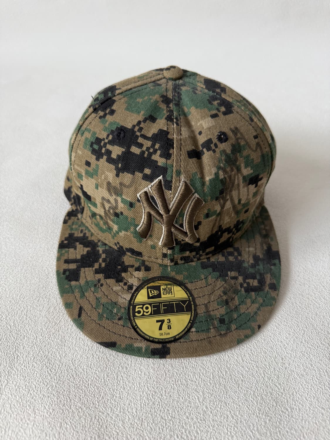 뉴에라(NEW ERA) 양키스 밀리터리 스냅백(싸인본) 상품이미지2