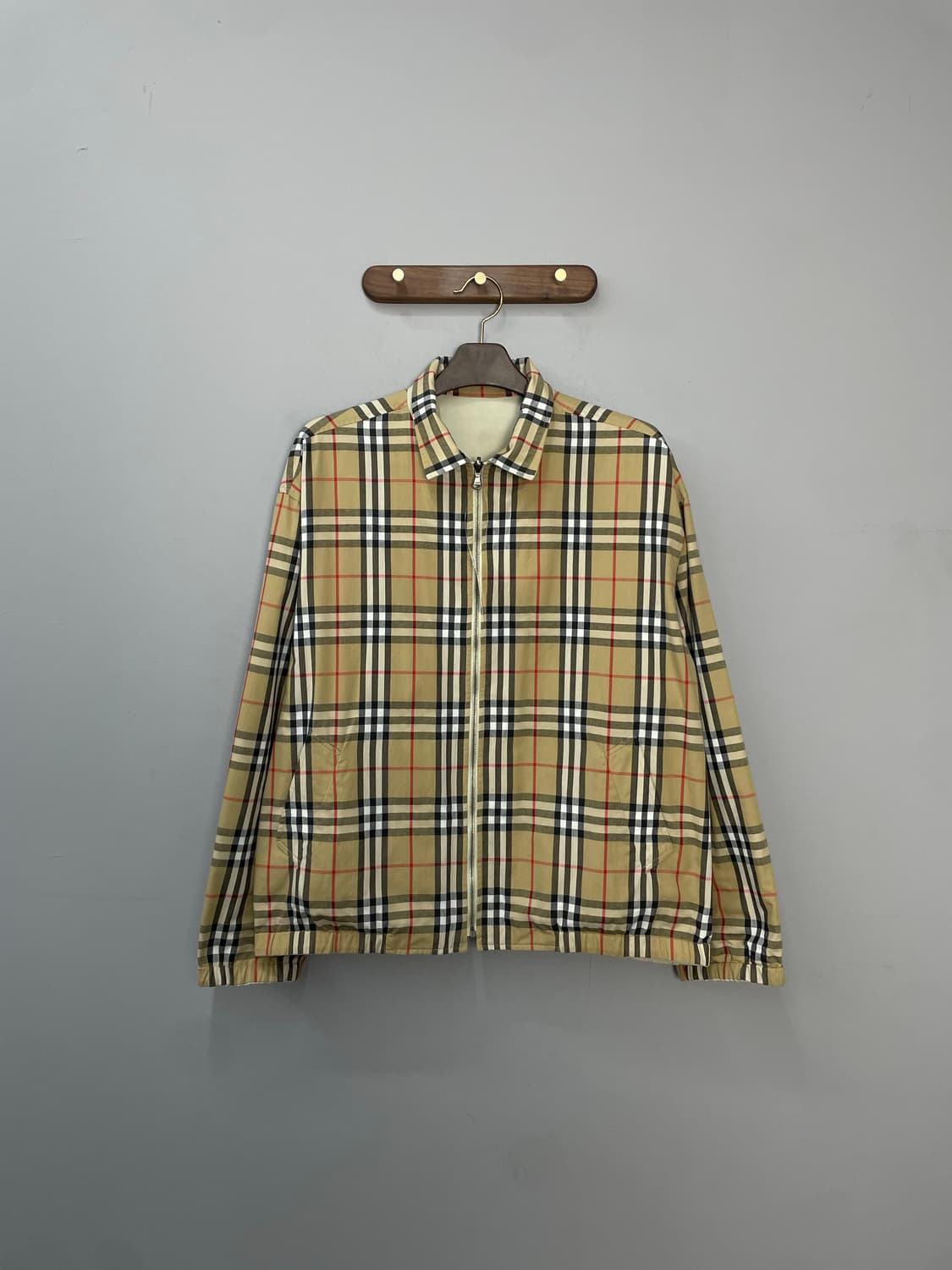 버버리 베이지 노바체크 리버시블 블루종 자켓 H1747 상품이미지4