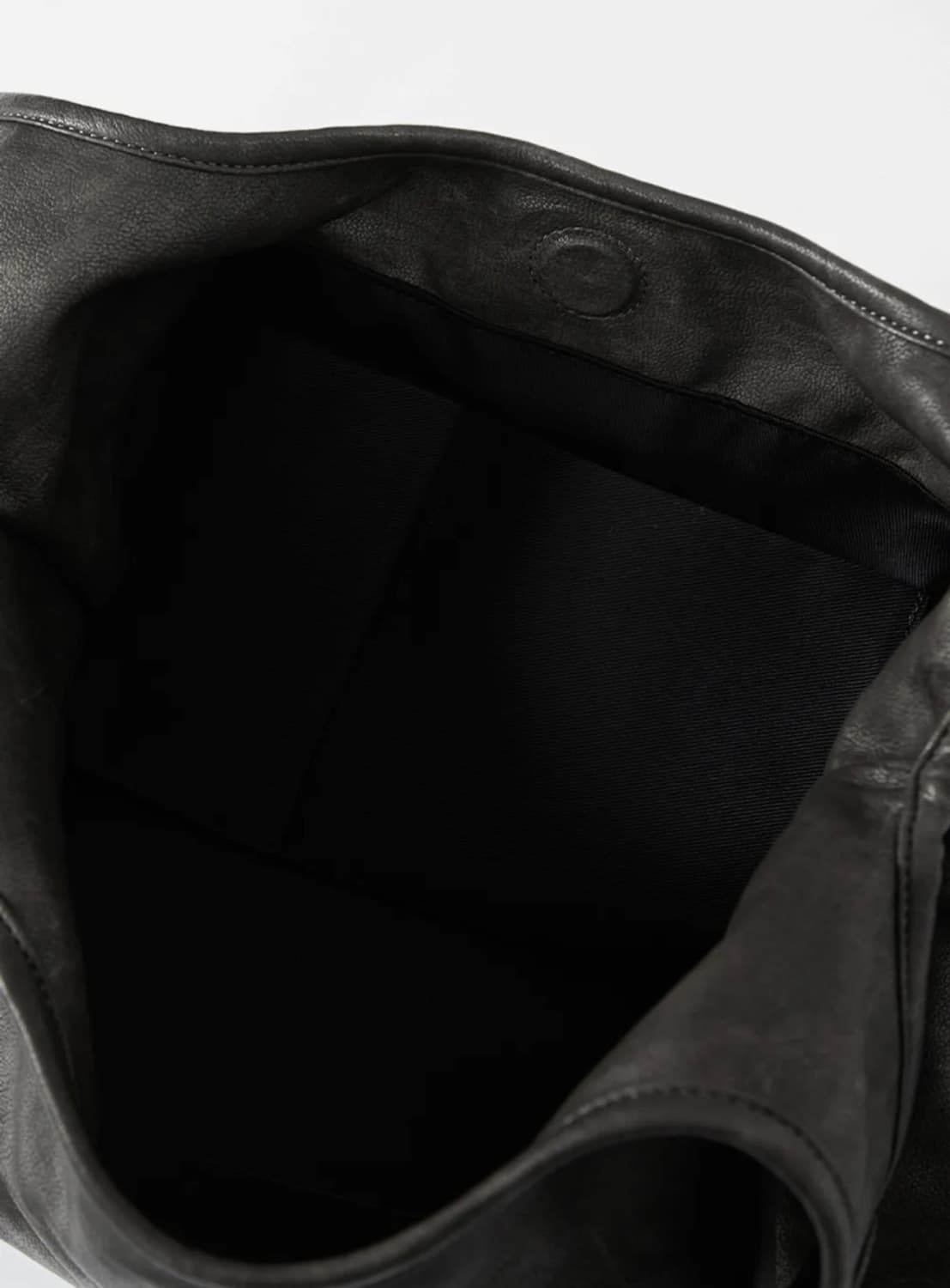 애즈온 리키 숄더백 크랙 브라운 상품이미지4