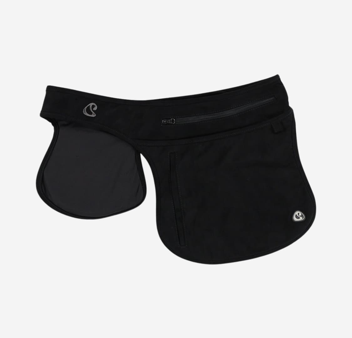코이세이오 Suede Belt Bag Black 상품이미지1