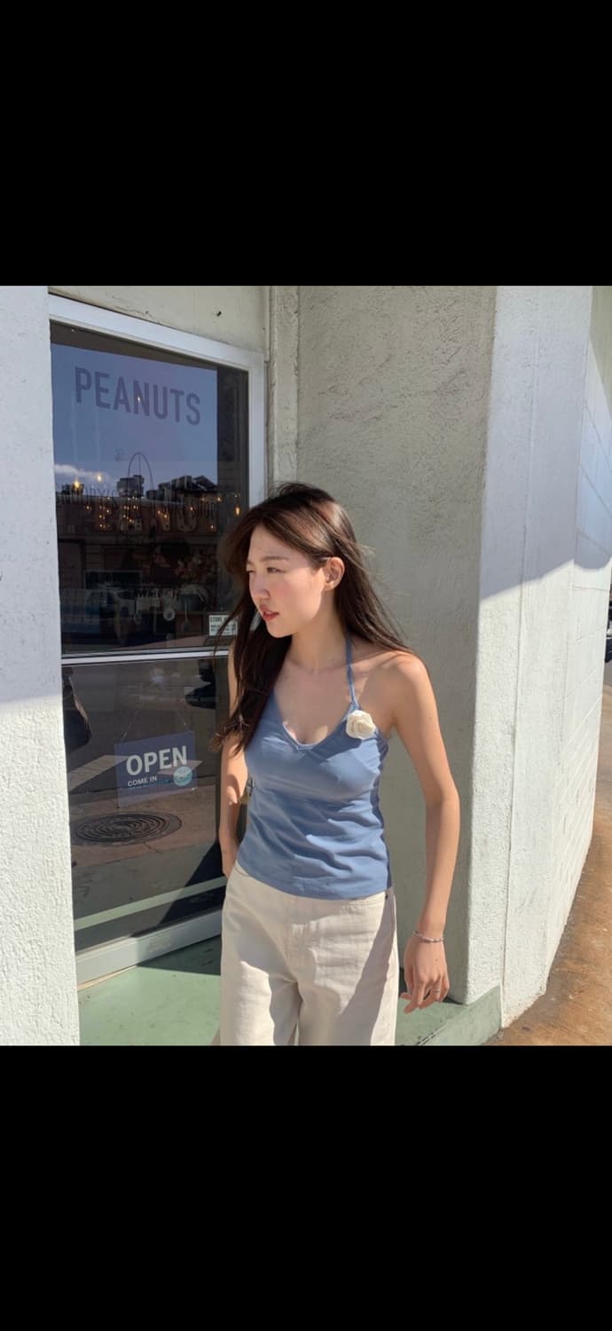 타낫 홀터 코사지 슬리브리스 상품이미지1