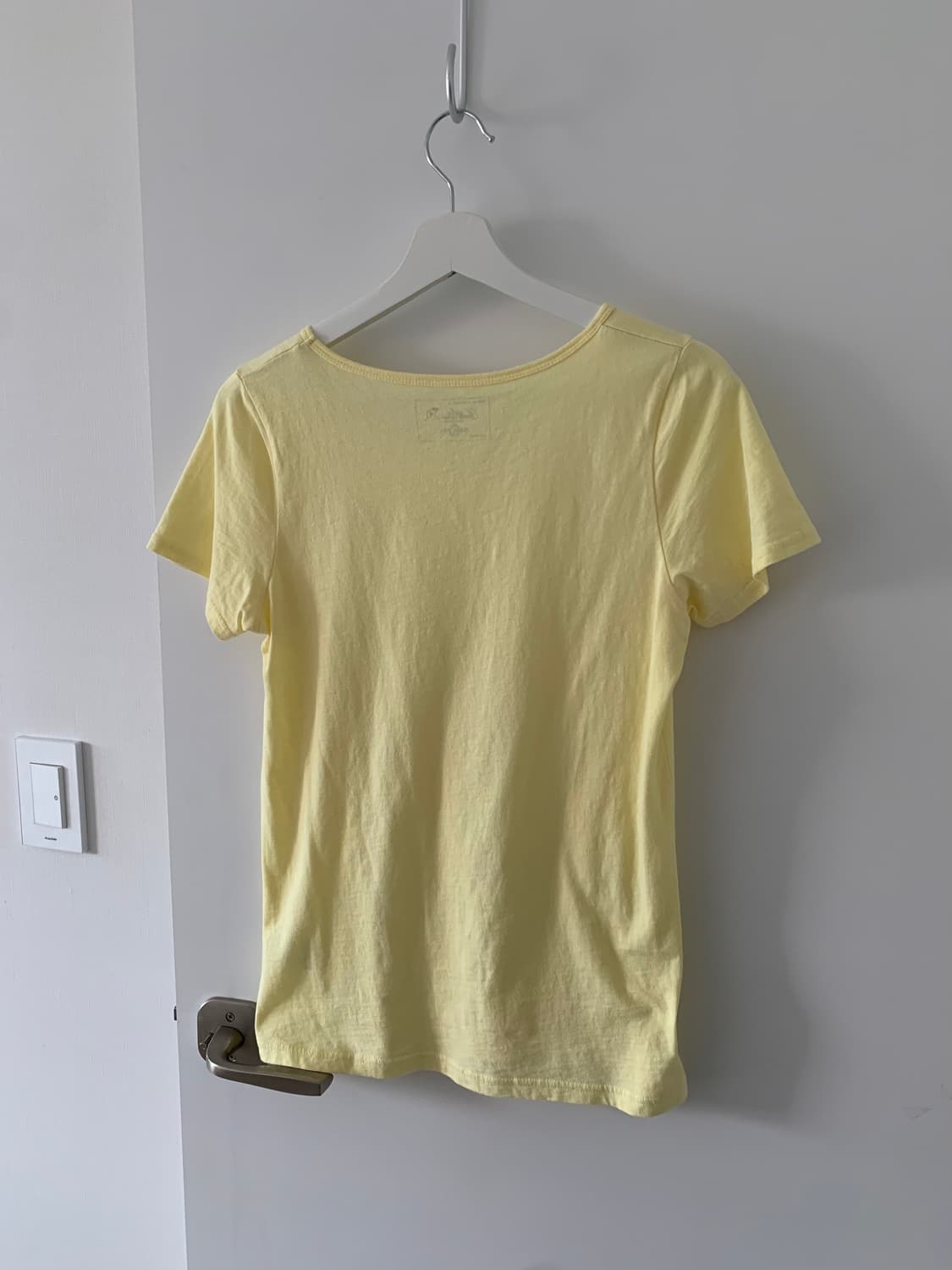 연노랑 슬림 티셔츠 상품이미지4