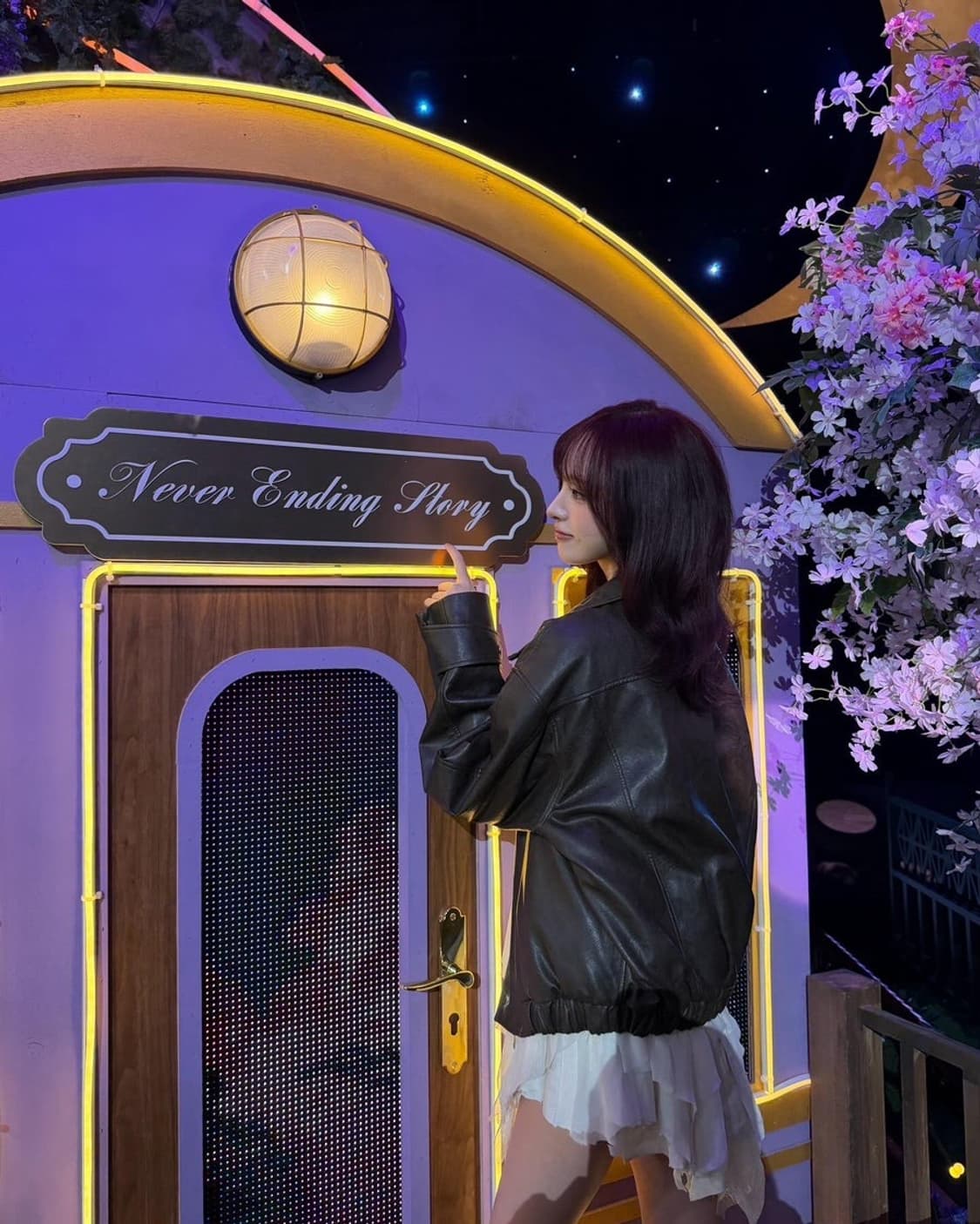 아이브 리즈 착용 / 다이닛 레더 봄버 자켓 브라운 상품이미지2