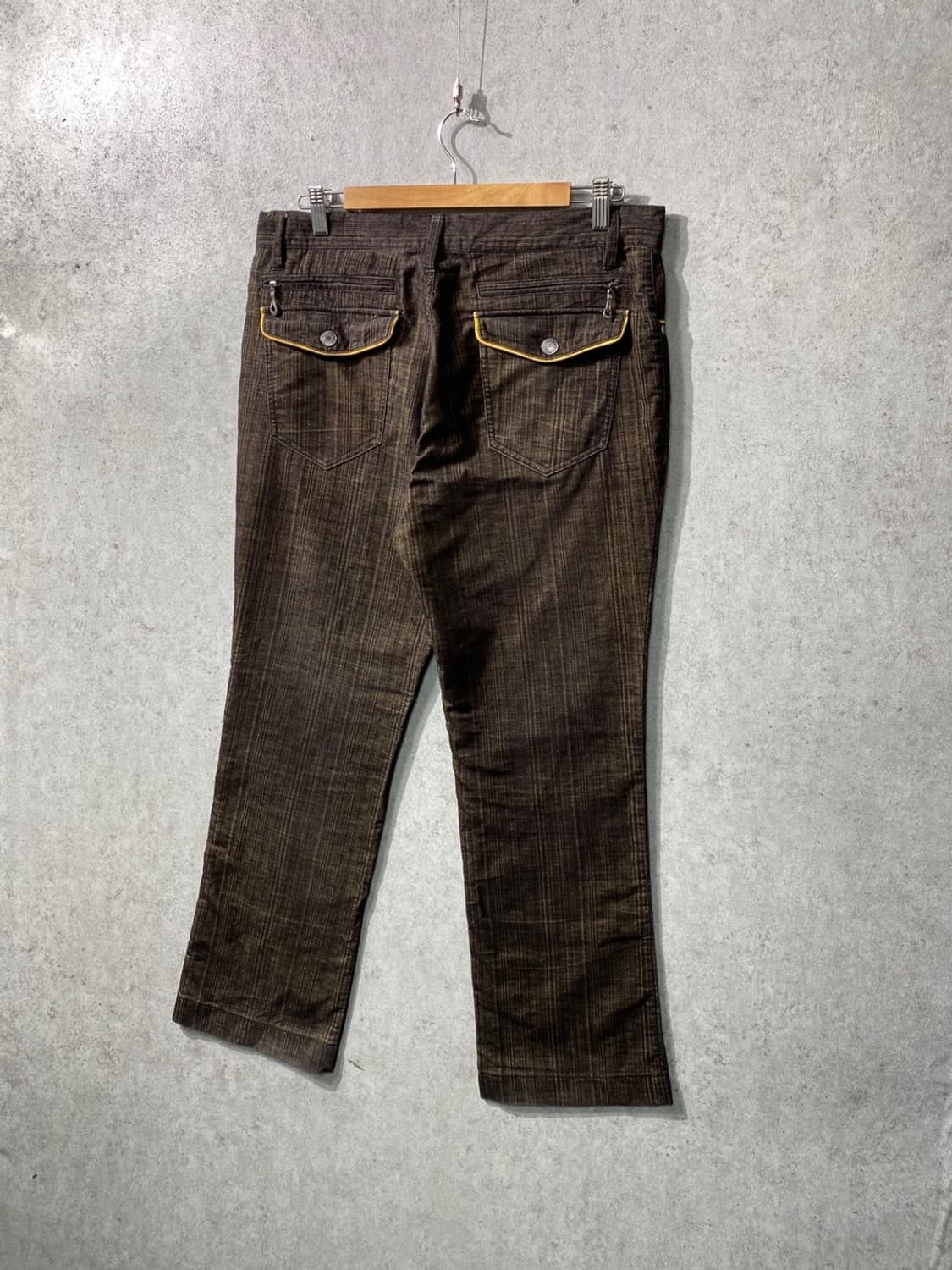 [32-33] MALE&CO 브라운 코듀로이 세미부츠컷 팬츠 상품이미지4