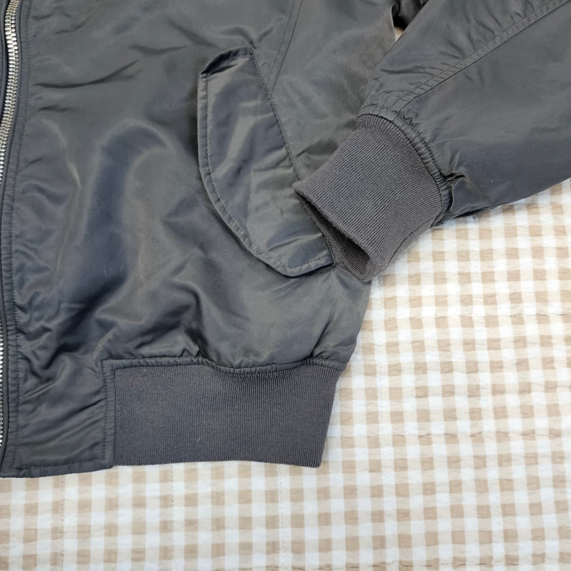 지오다노 간절기 항공점퍼 남자100 상품이미지4