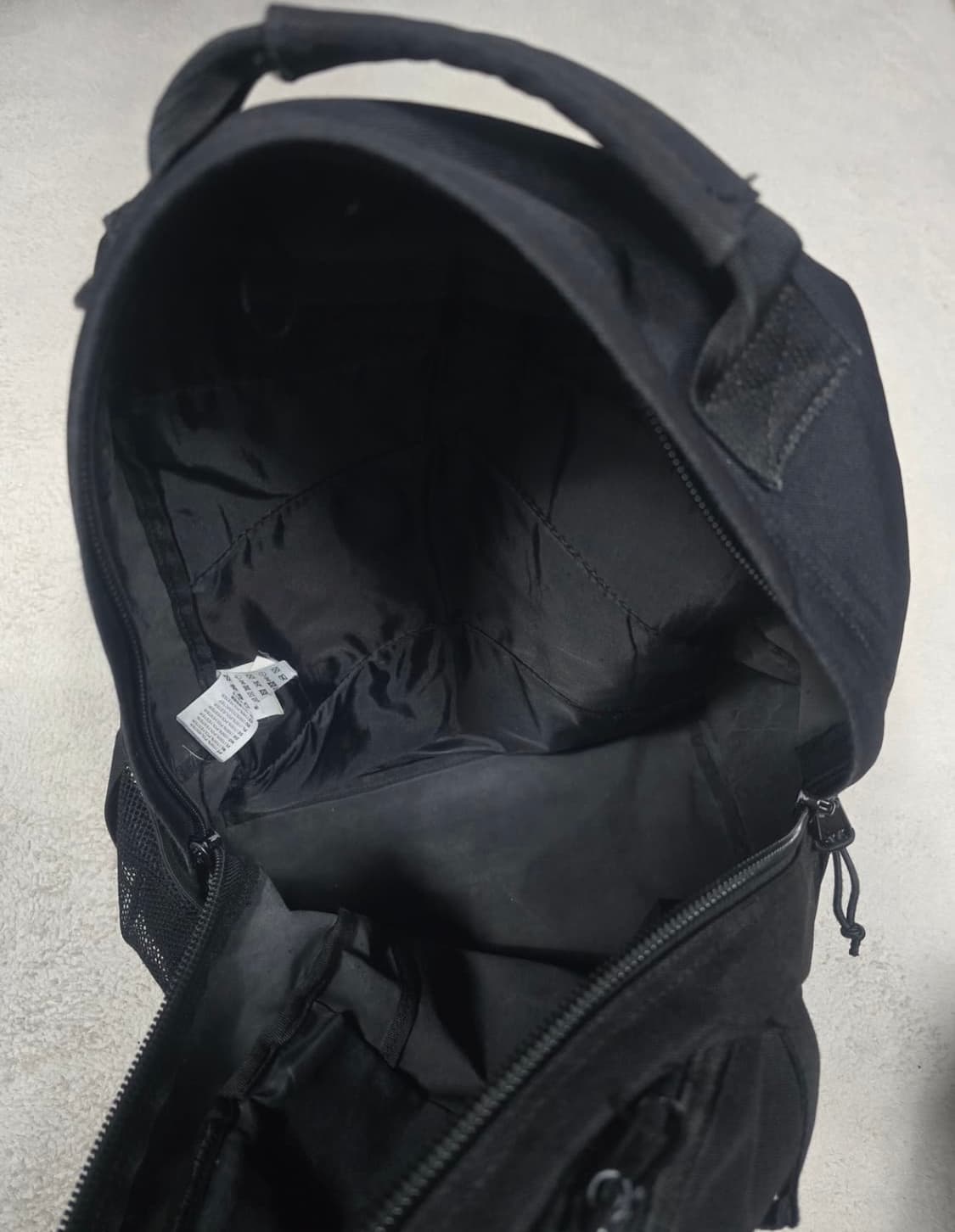 칼하트 킥플립 블랙백팩 상품이미지5