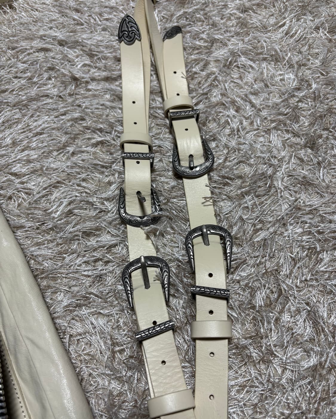 앤더슨벨 콘치 크로스백 상품이미지4