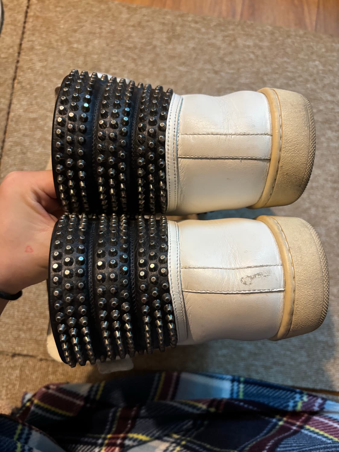 생로랑 스터드 하이탑 42 상품이미지4