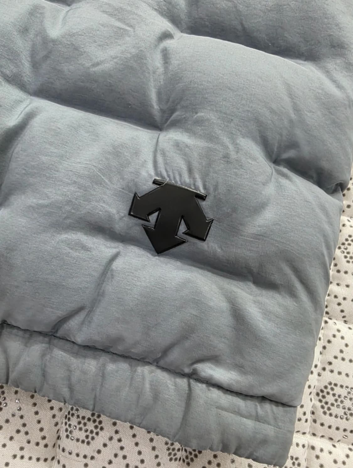 데상트 듀얼리스 남성 경량 패딩 조끼 100 상품이미지6