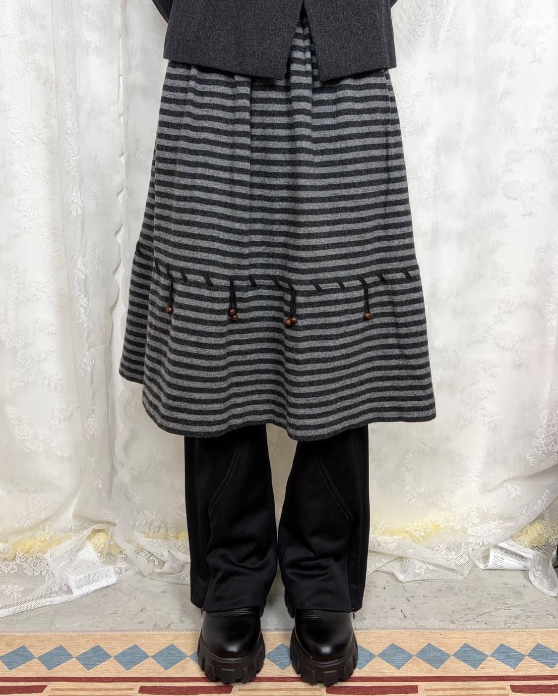 Wood bead stripe midi skirt 상품이미지6