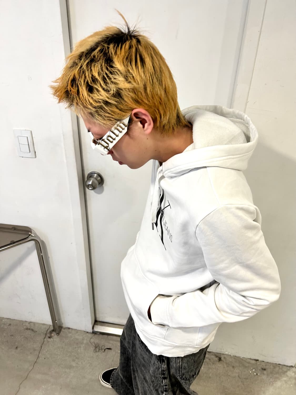 Calvin Klein White Hoodie 상품이미지1