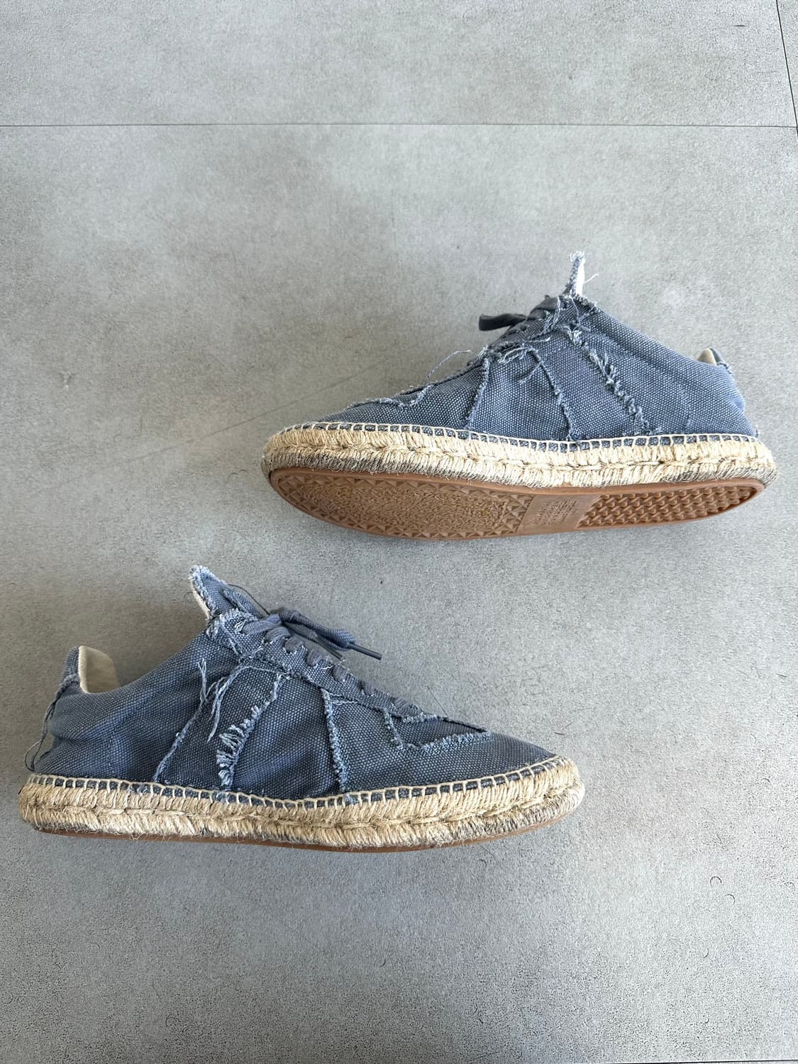 메종 마르지엘라 더스티 블루 에스파듀 스니커즈 상품이미지5