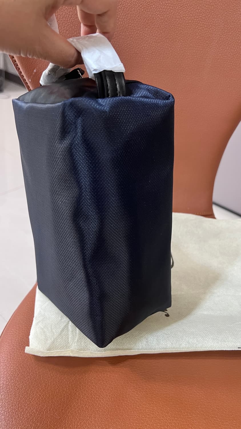 디올 2단 네이비 파우치 상품이미지4