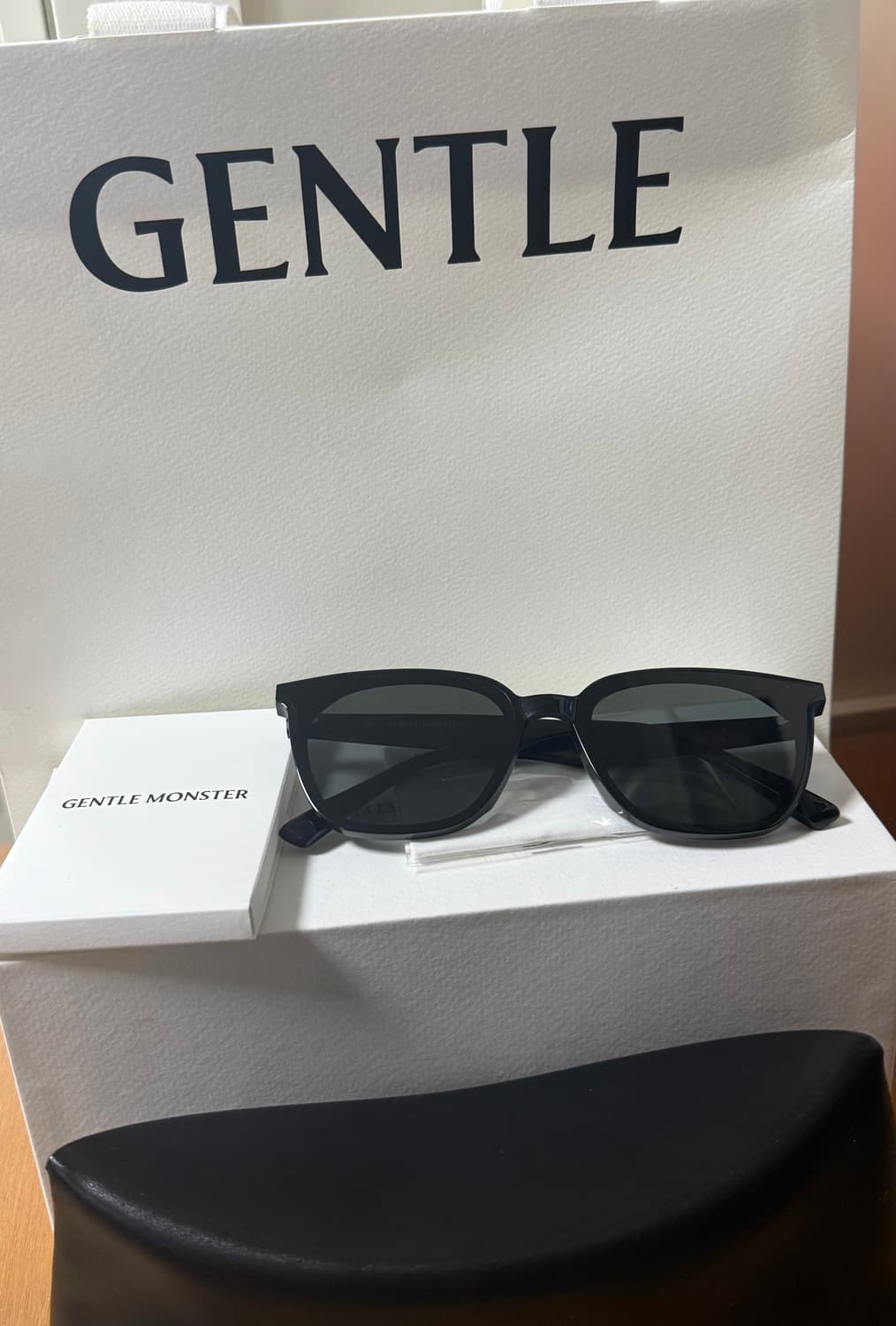 젠틀몬스터 남자 선글라스 릴리트 새상품 상품이미지1