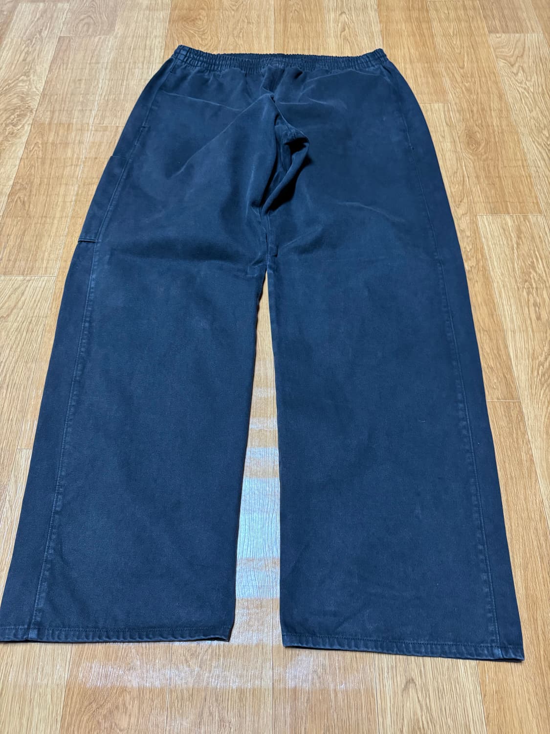 이지 갭 엔지니어드 바이 발렌시아가 사틴 카고 팬츠 블랙 상품이미지1