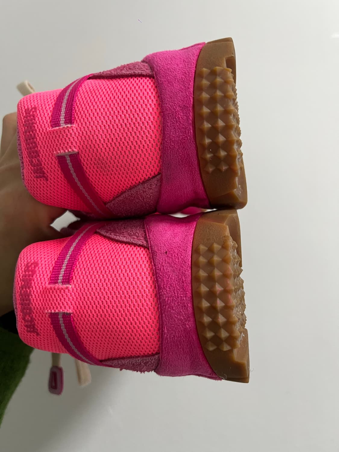 나이키X자크뮈스 에어 휴마라 LX 핑크 플래쉬 상품이미지4