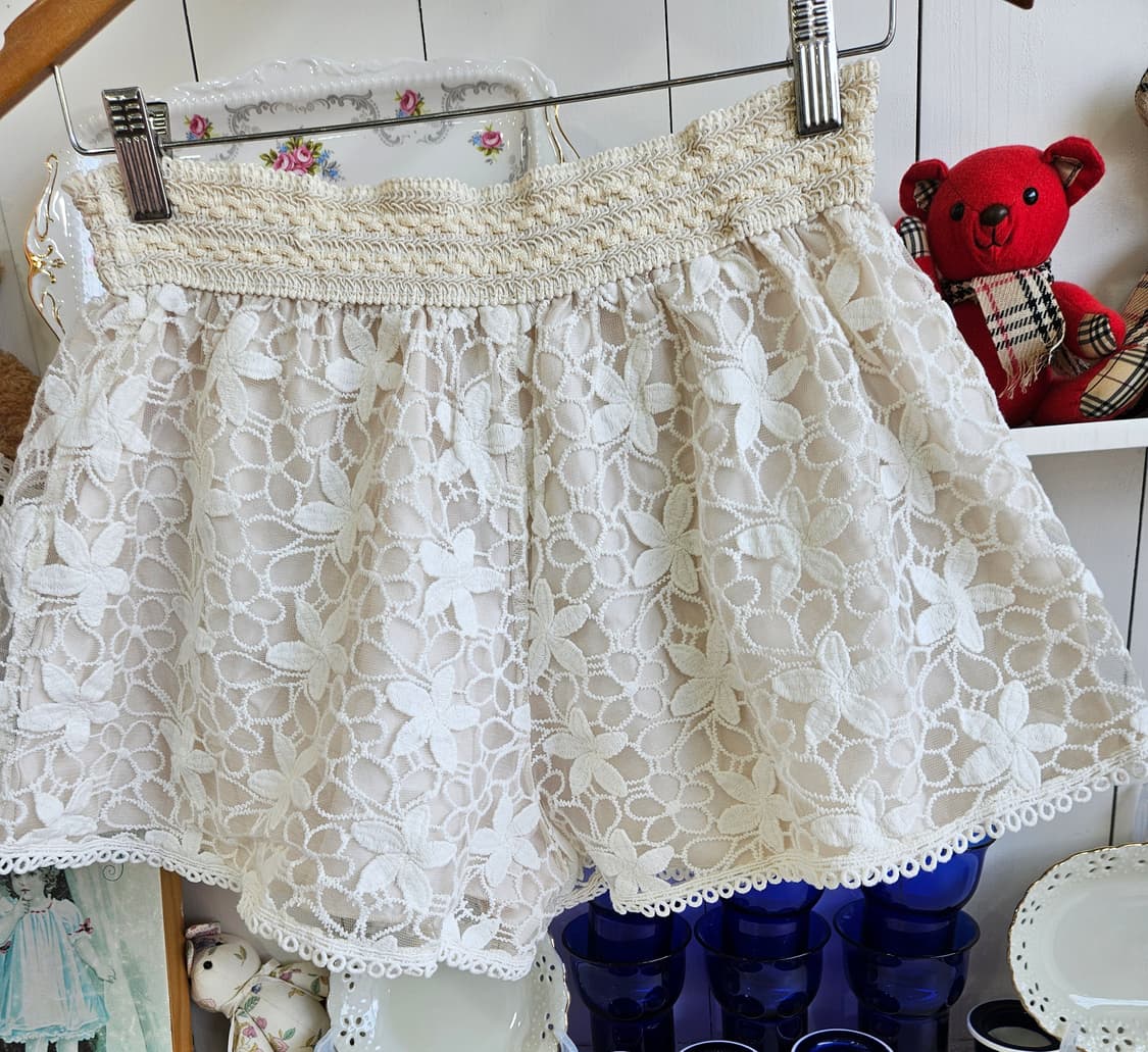 러블리 레이스 밴딩 반바지 상품이미지4