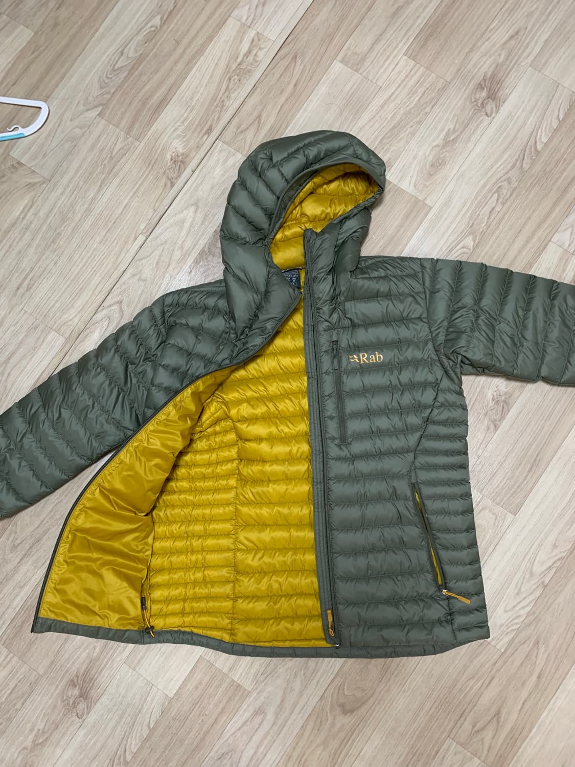 Rab 랩 마이크로라이트 알파인 자켓 상품이미지1