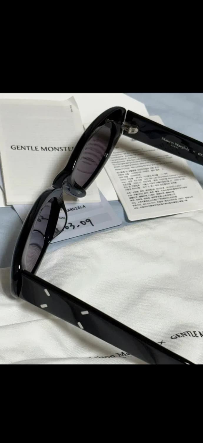 젠틀몬스터 X 메종 마르지엘라 MM107 선글라스 (레더X) 상품이미지3