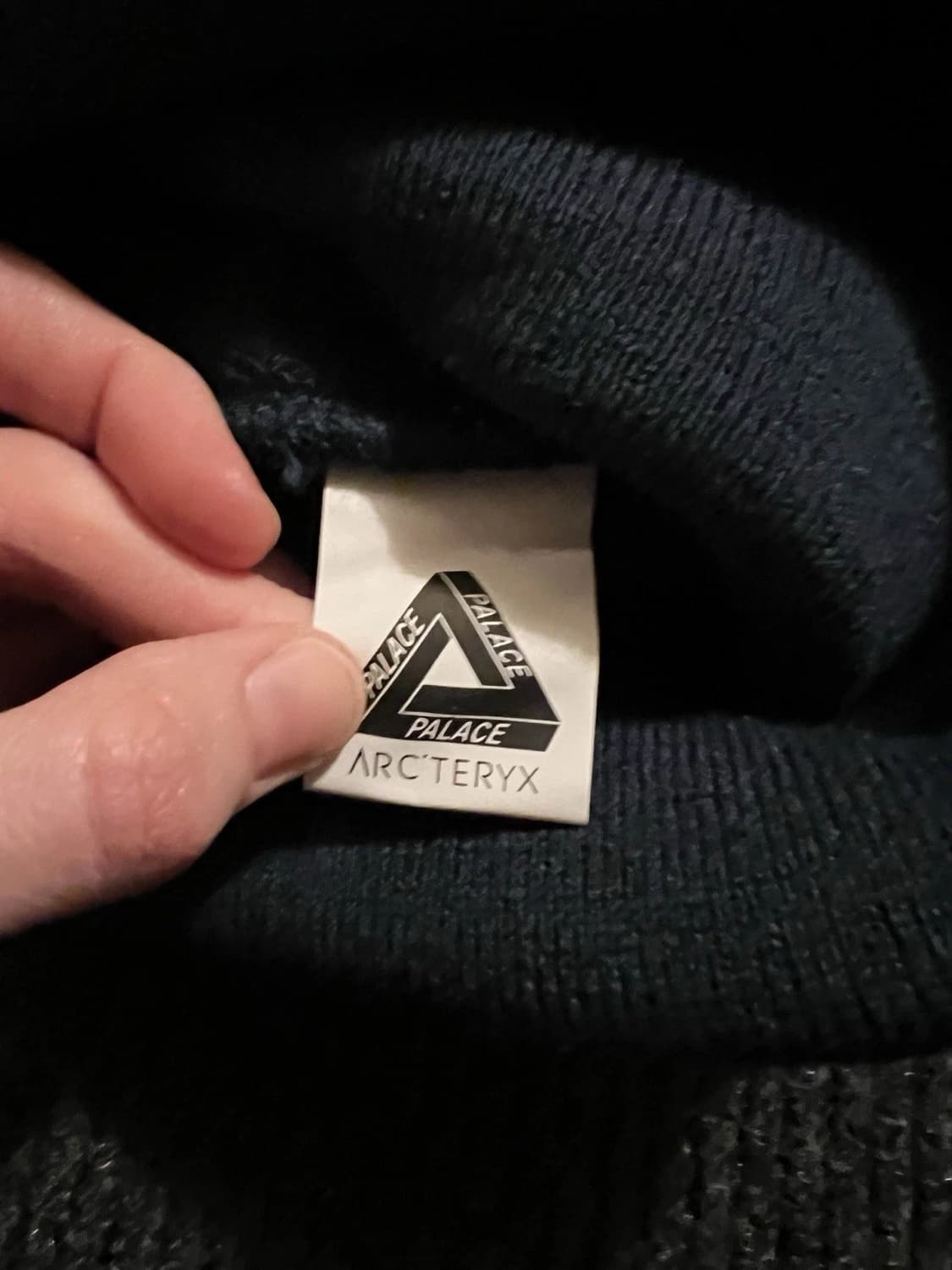 20FW 팔라스 x 아크테릭스 비니 틸 상품이미지4