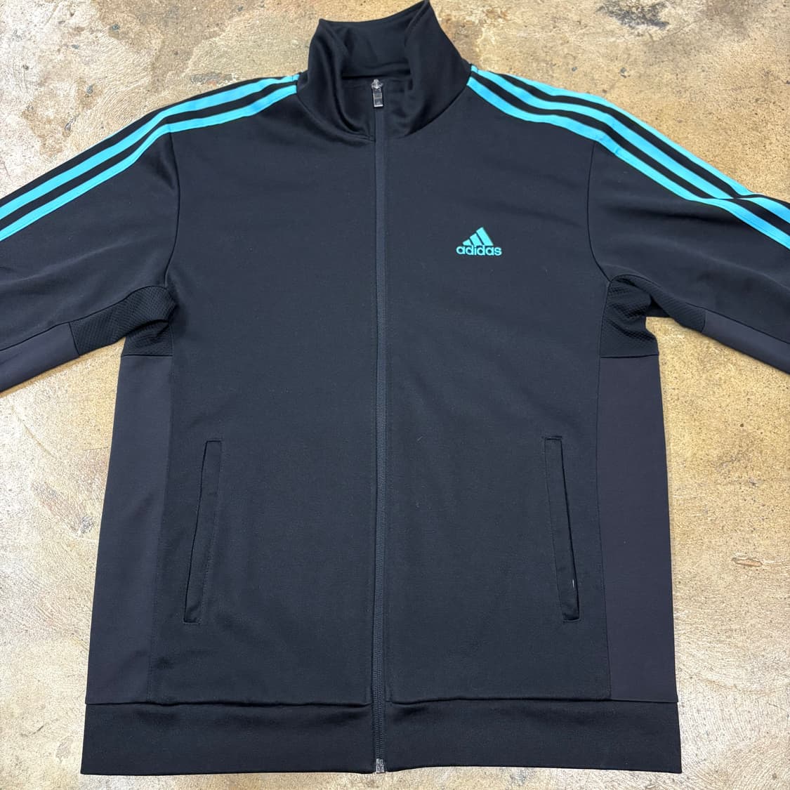 [정품/105] 아디다스 검하 블랙 스카이블루 트랙탑 져지 b16 상품이미지3