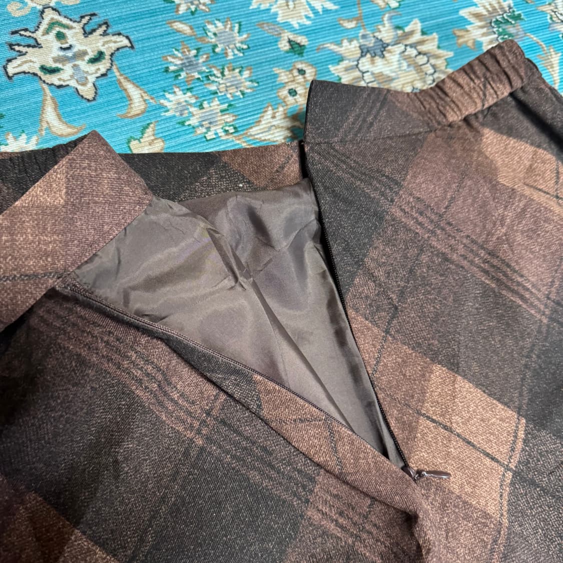 브라운 체크 빈티지 롱스커트 미착용 상품이미지5