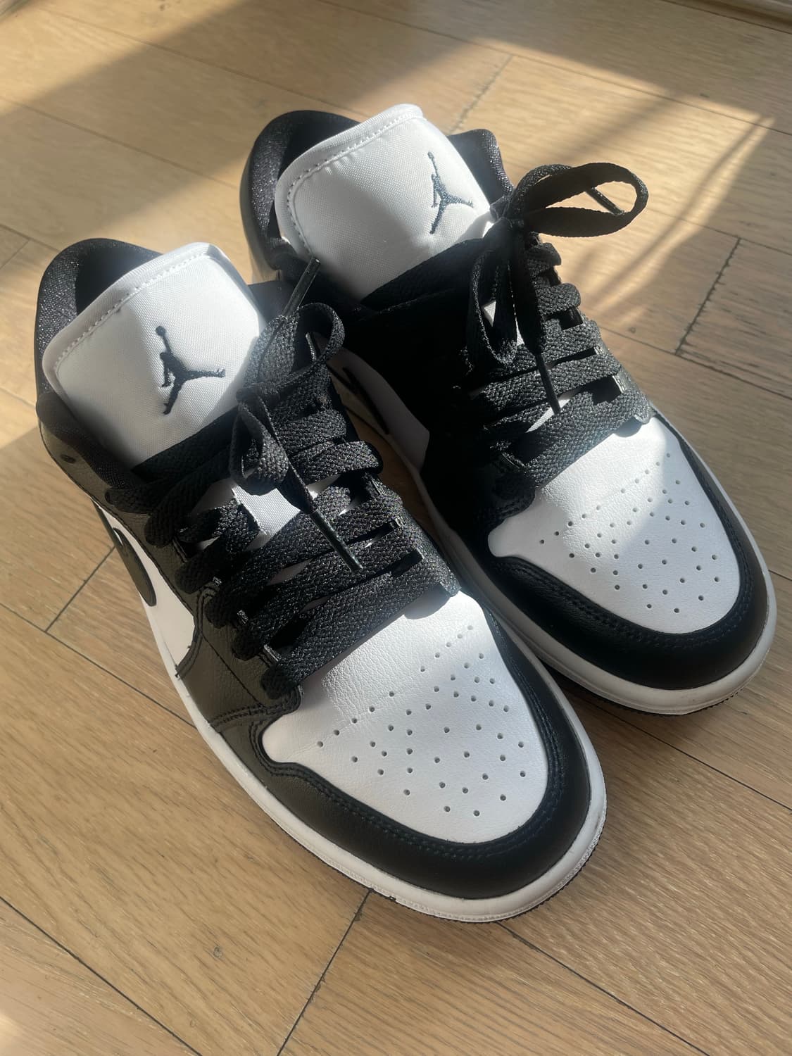 에어조던1 로우(여성 240사이즈) 상품이미지3