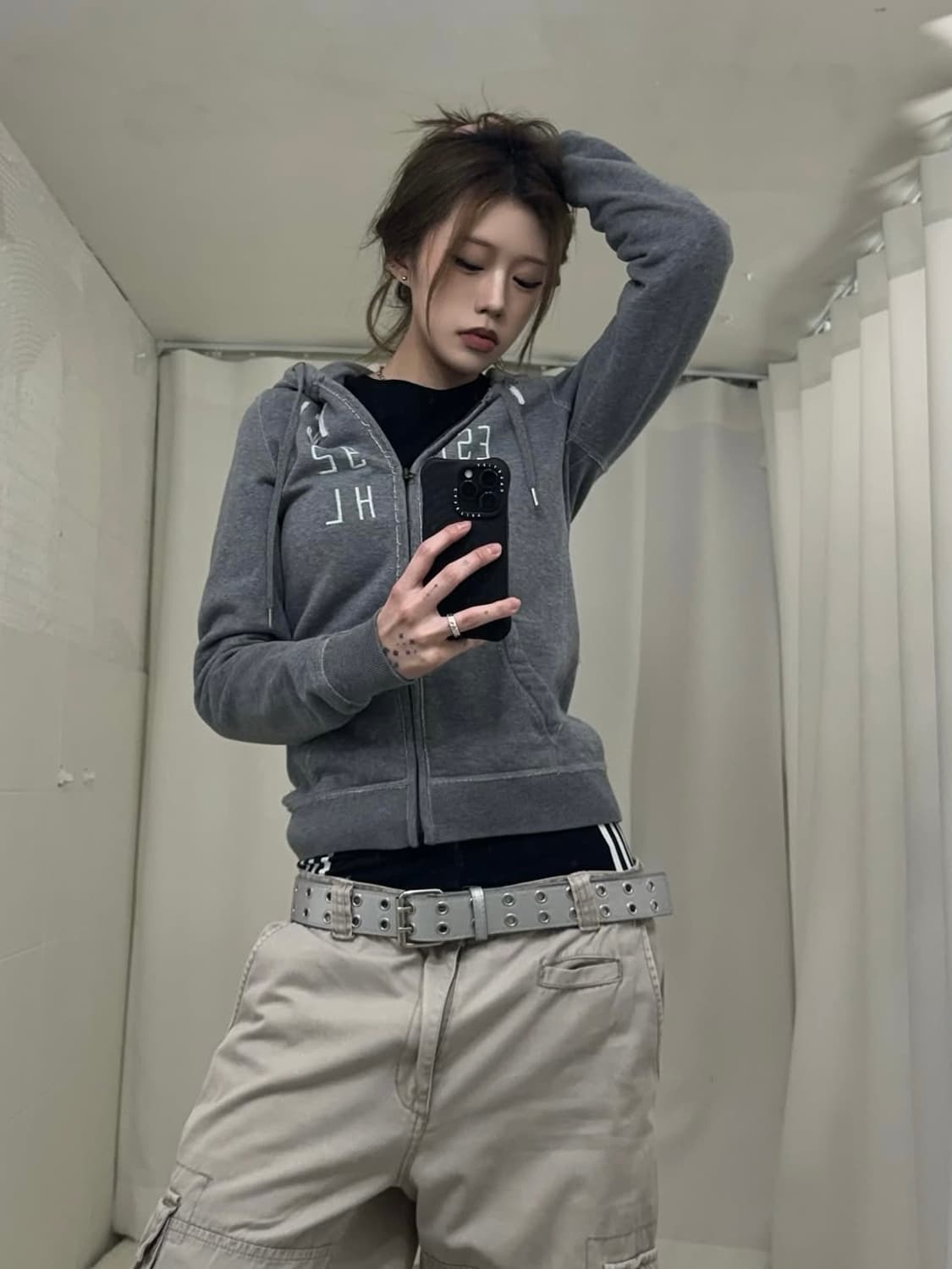 아베크롬비 빈티지 애쉬 그레이 세미 크롭 후드 집업 상품이미지1
