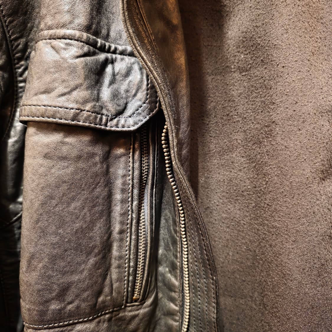 까르뜨블랑슈 브랜드 가죽자켓 110  상품이미지3