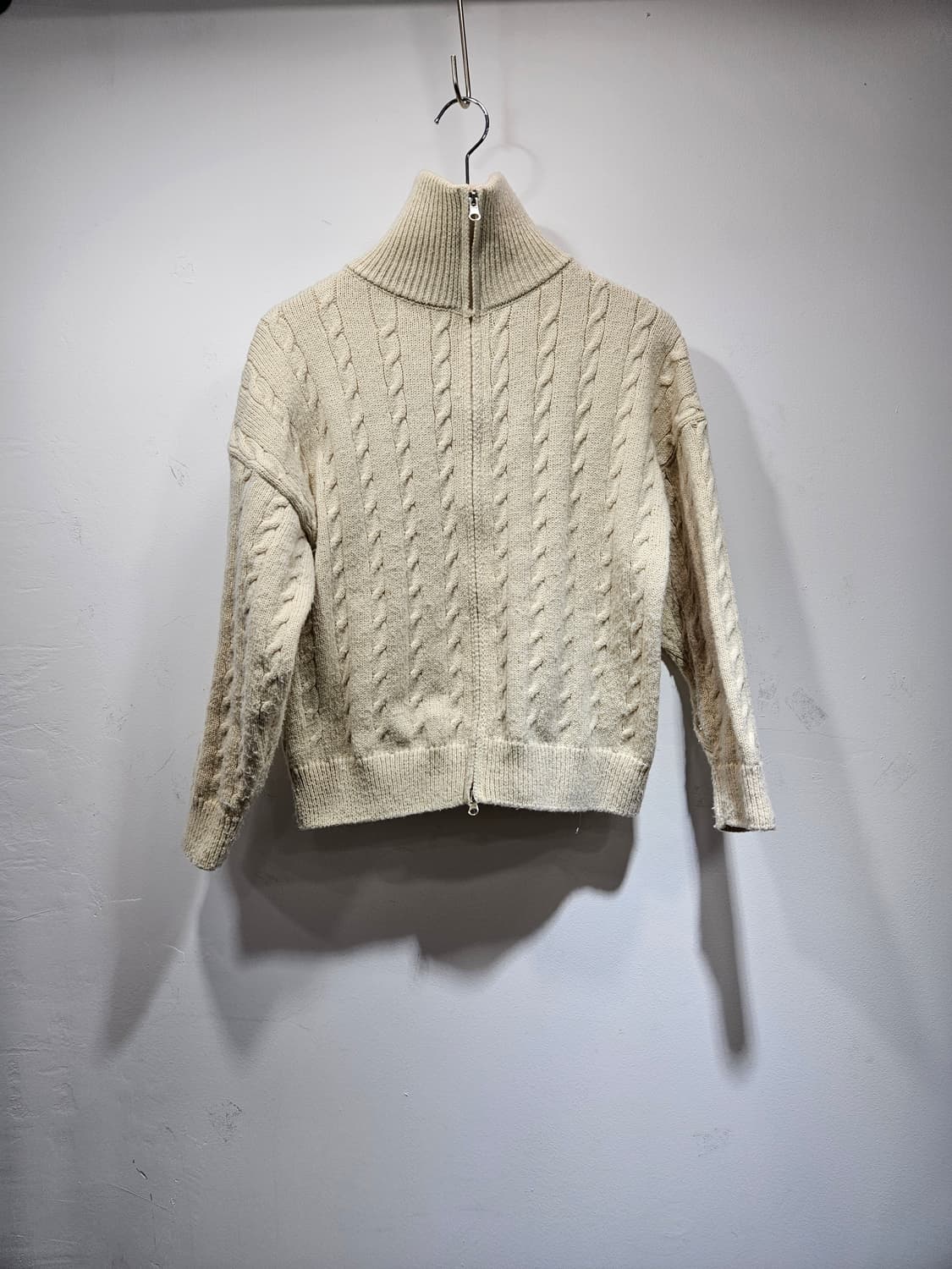 아이보리 니트 집업 가디건 상품이미지1