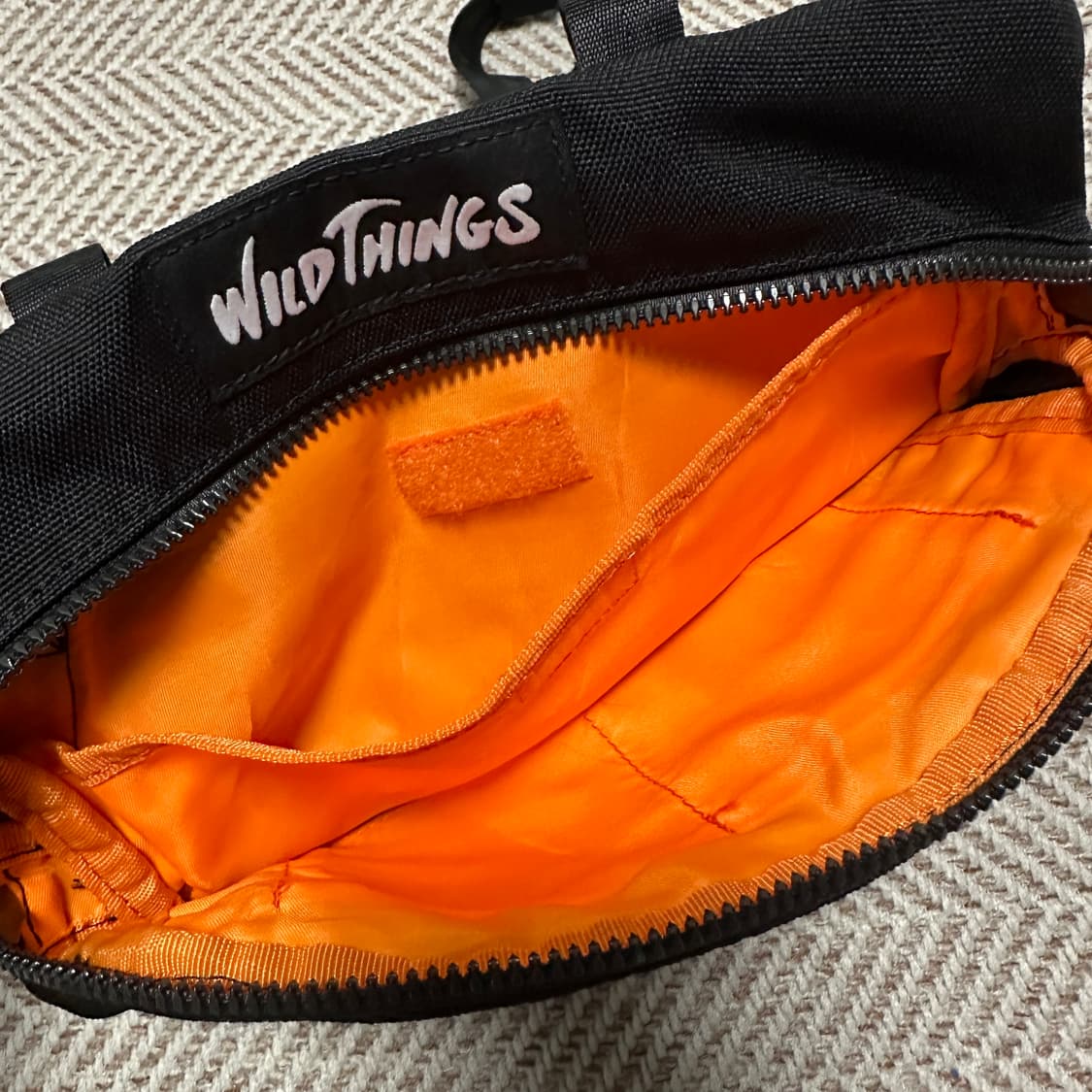 X-LARGE X WILD THINGS cross bag 상품이미지4