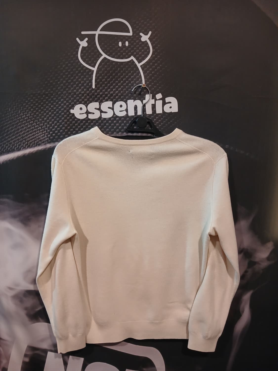 폴로 브이넥 니트 상품이미지3