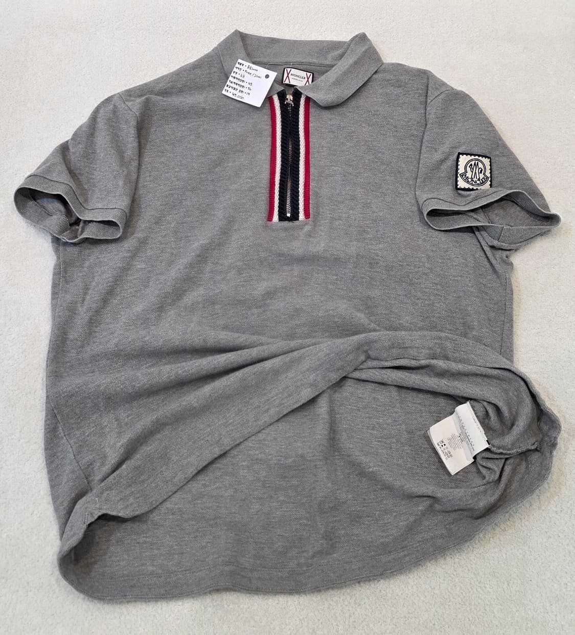 몽클레어 넥카라 반팔티 "MONCLER" 상품이미지3