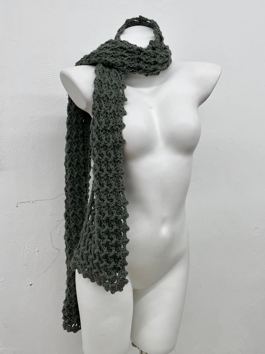 차콜 니트 짜임 머플러  상품이미지3