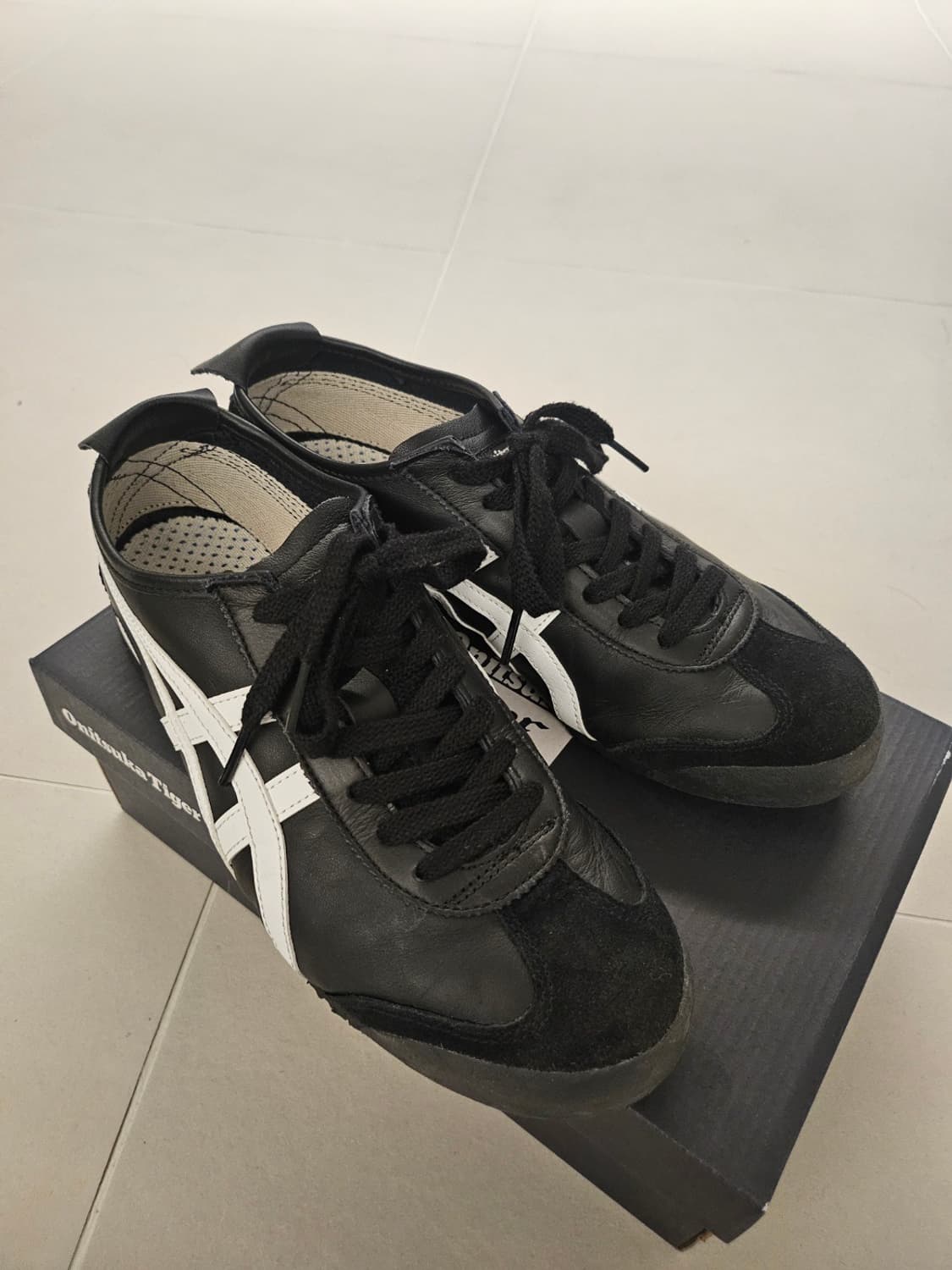 오니츠카타이거 멕시코66 블랙 화이트 상품이미지2