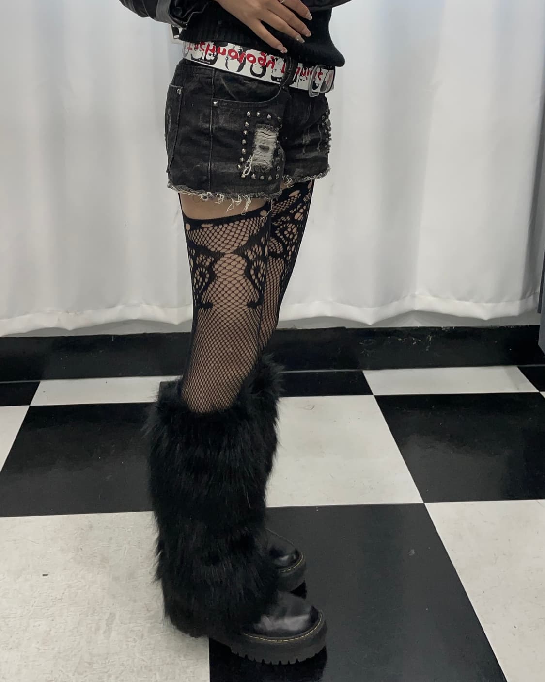 🎸블랙 스터드 숏츠🎸 상품이미지2