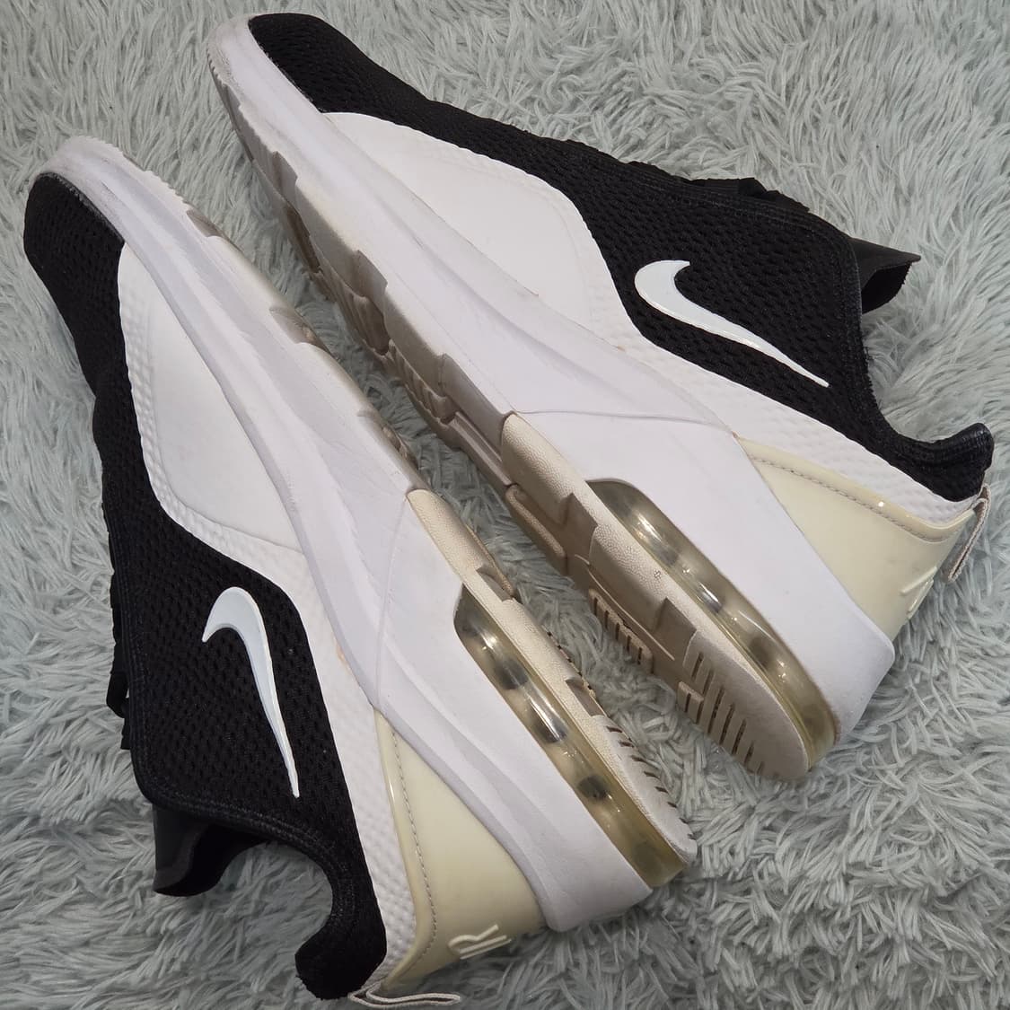 5a-6:나이키 에어 맥스 모션 2 블랙 화이트(275mm) 상품이미지8