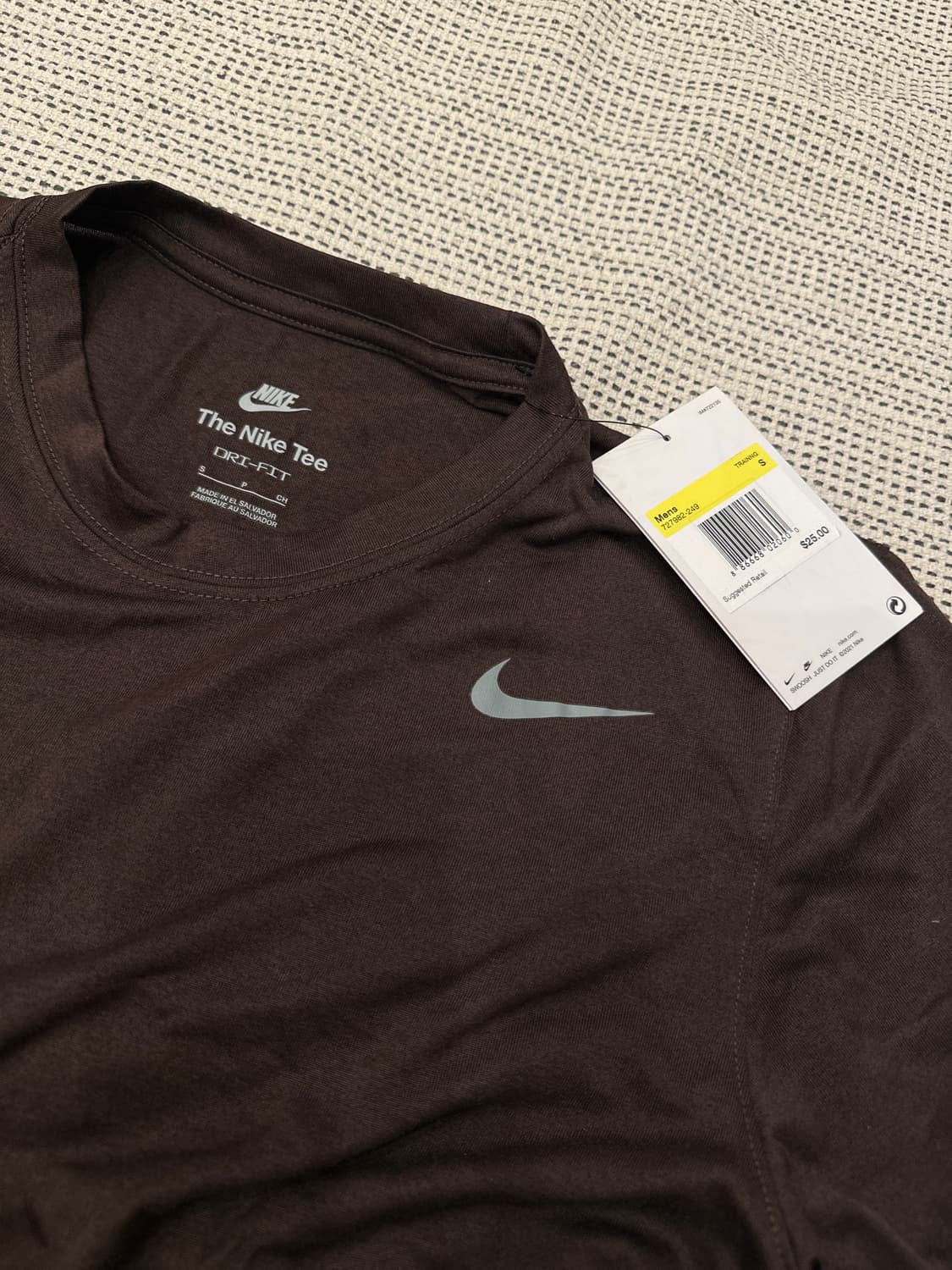 새상품 나이키 레전드 숏 슬리브 크루 드라이핏 반팔티 S 상품이미지1