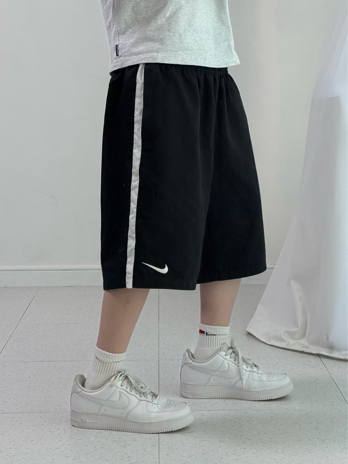 나이키 블랙 와이드 버뮤다 상품이미지2