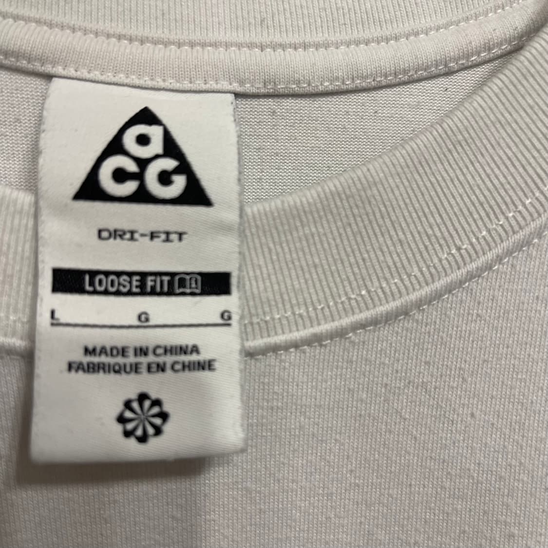 나이키 ACG 프린팅 티셔츠 상품이미지3