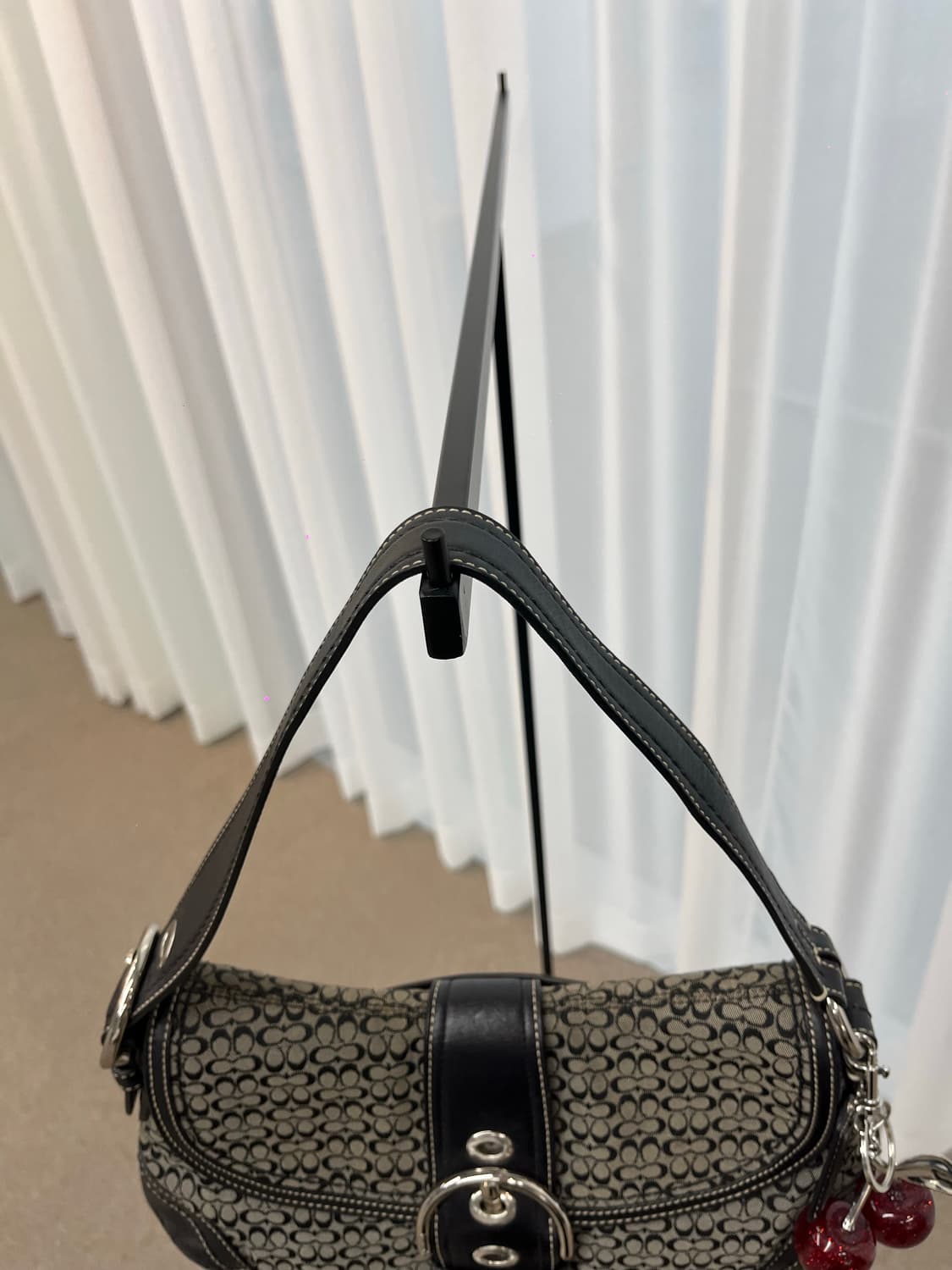 Coach Basic Shoulder Bag 상품이미지7