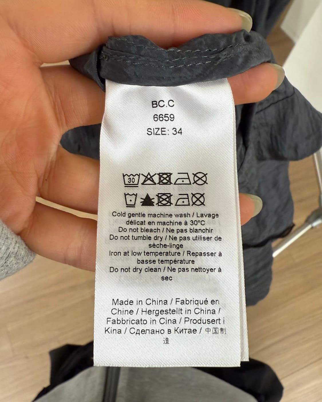 가니 그레이 샤이니 테크 스트랩 미디 드레스  상품이미지8