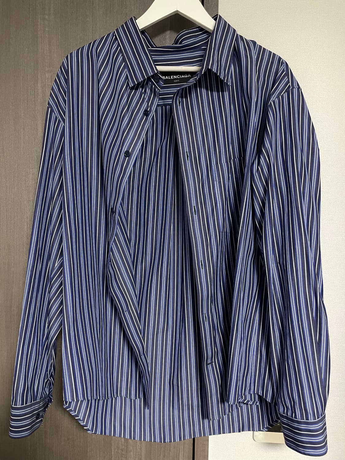 발렌시아가 스트라이프 셔츠 남성 상품이미지1