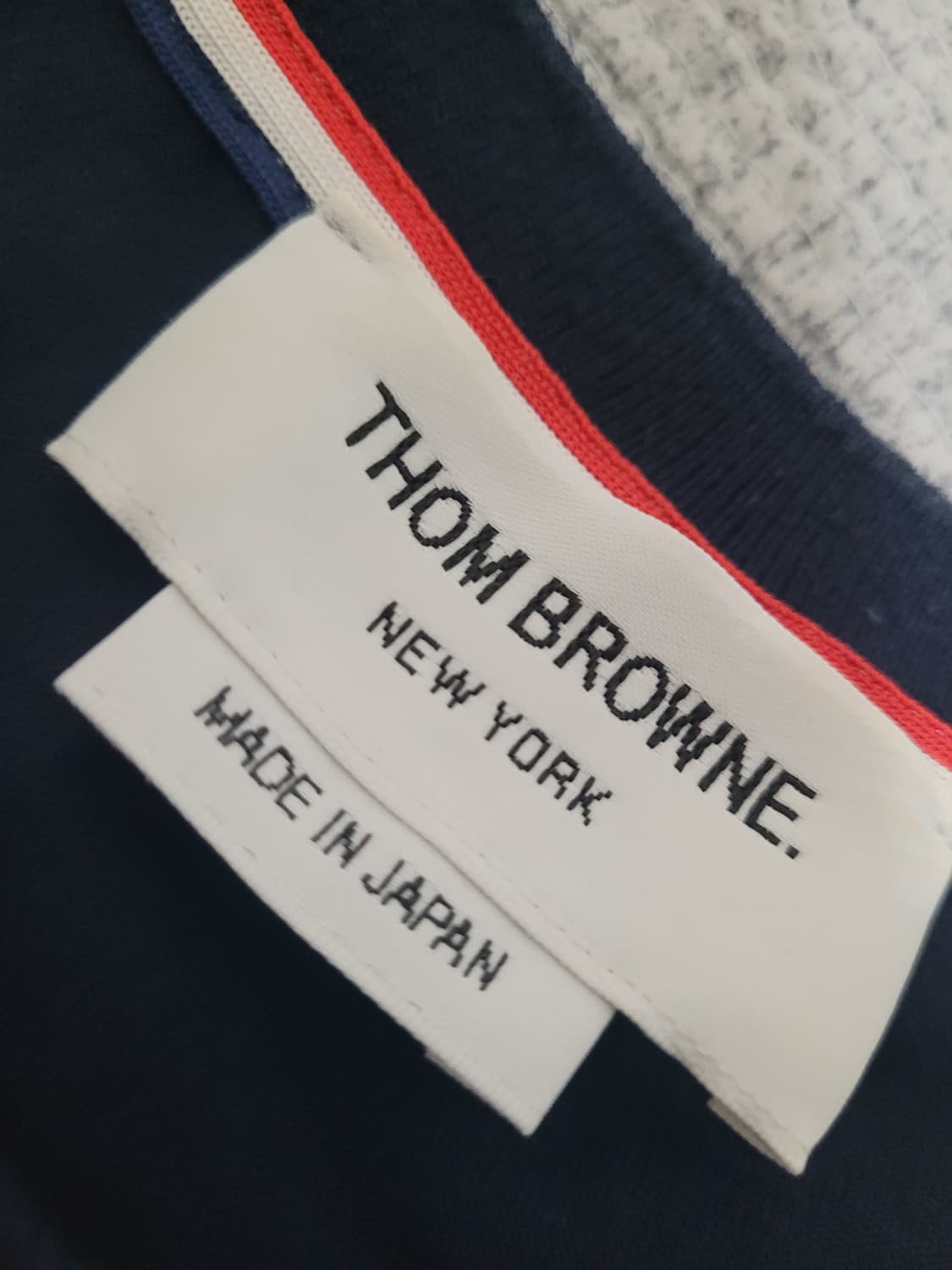 톰브라운 네이비 삼선 반팔 티셔츠 상품이미지2