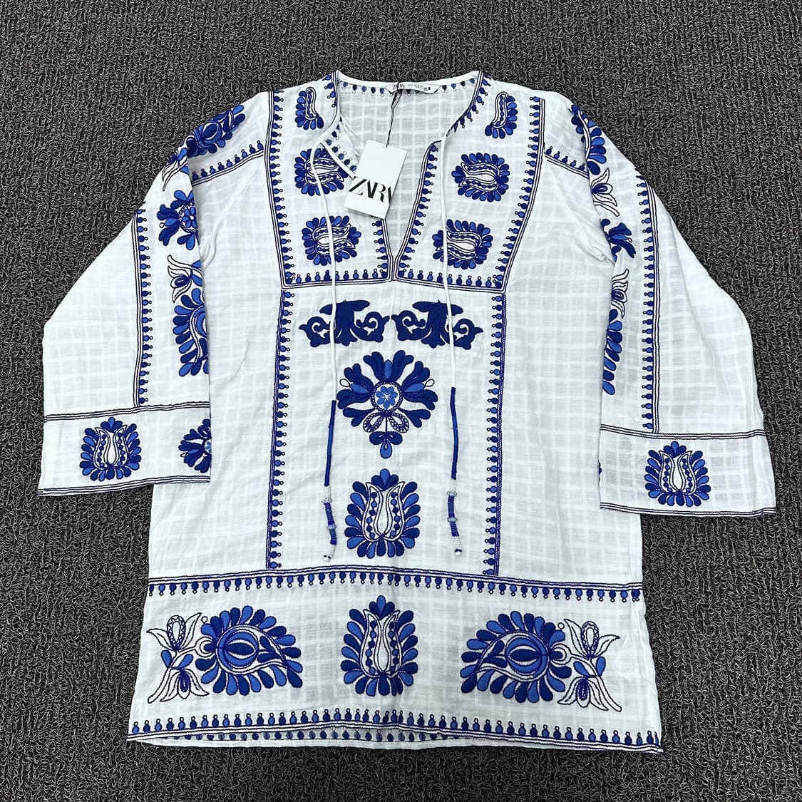 [새상품] ZARA 자라 여성 자수 원피스 화이트 M 상품이미지2