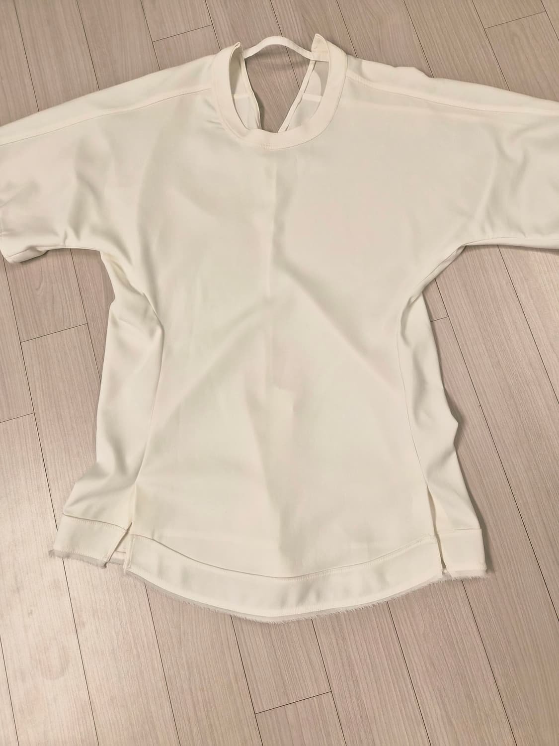 [SYSTEM] 시스템 백 스트랩 포인트 오버핏 반팔 티셔츠 상품이미지2