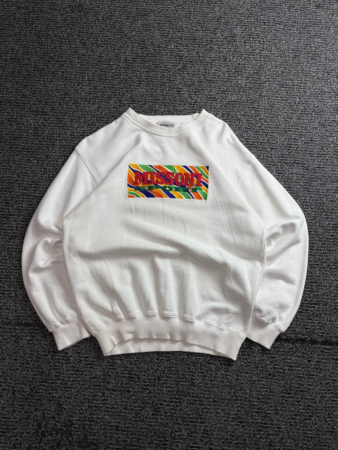 00s 미쏘니 아카이브 빅로고 크루넥 스웻 셔츠 4135 상품이미지2