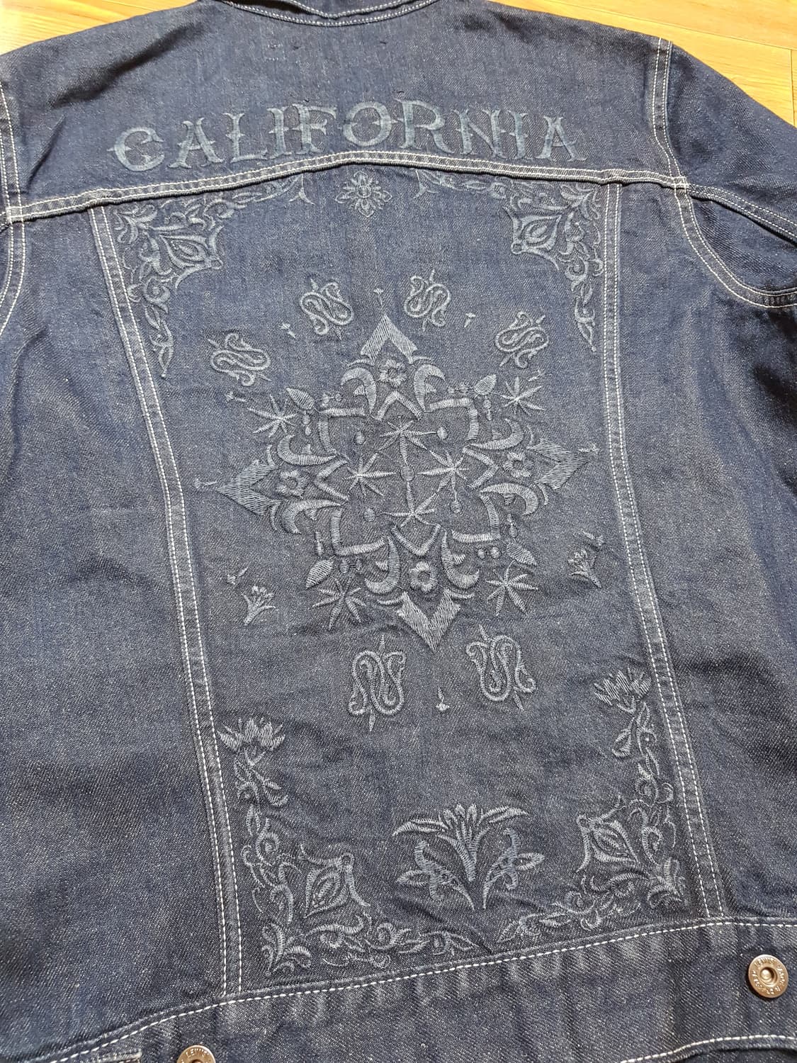 리바이스 LVC 타입2 WORN 데님 트러커 자켓  상품이미지6