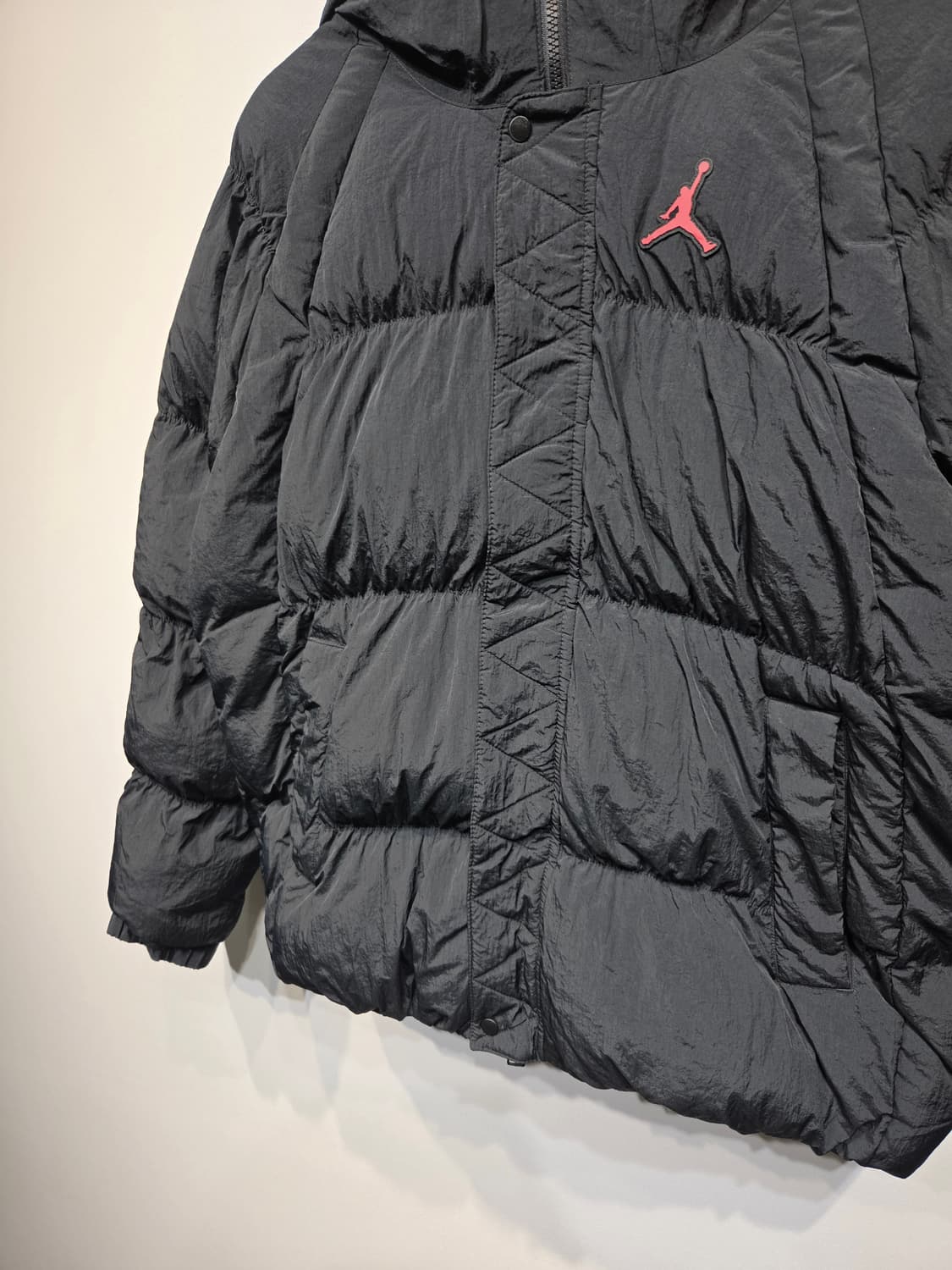 조던 에센셜 퍼퍼 블랙레드 패딩_XXL 상품이미지4